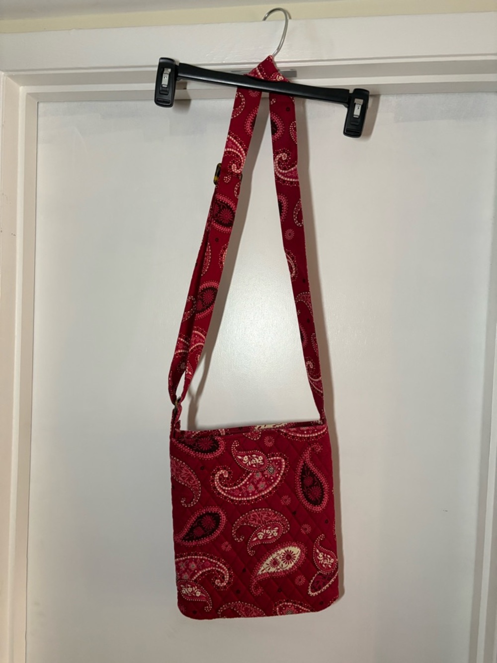 Vera Bradley Red Paisley Crossbody Bag - Picture 2 of 5